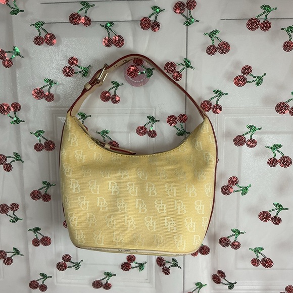 Sold - Picture 4 of 7